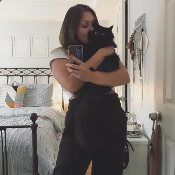 Welcome to my closet - Picture 2 of 8